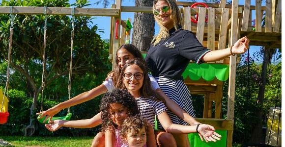 Servizi & mini club per i bambini Hotel La Bussola Tropea Servizi & mini club per i bambini Hotel La Bussola Tropea