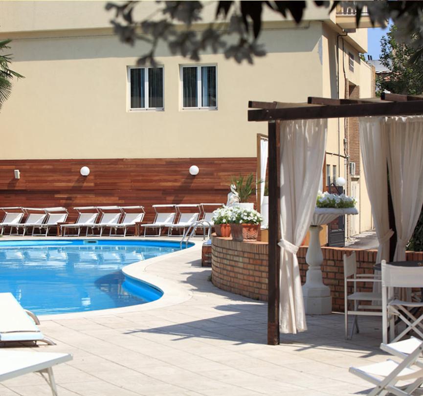 ambienthotels de pool-villa-adriatica 005