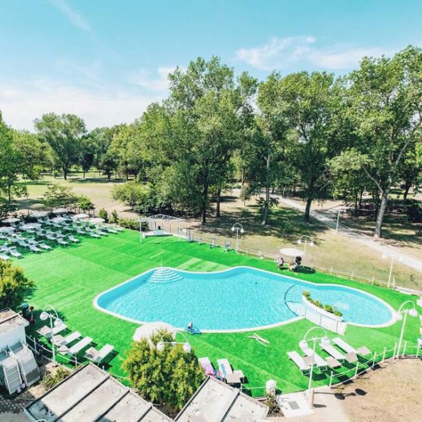 greenvillagecesenatico it offerta-vacanza-breve-di-settembre-in-hotel-a-cesenatico-con-piscina-e-spiaggia 023