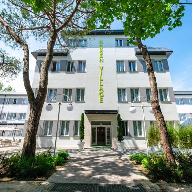 greenvillagecesenatico fr hotel-avec-piscine-cesenatico 028