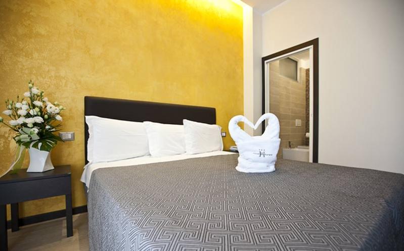 haurora it camere 007