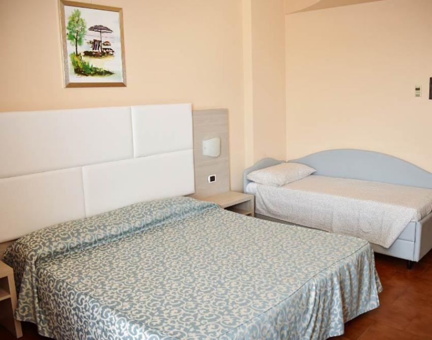 hotel-costaverde fr chambres-en-promo-sur-le-front-de-mer-a-tortoreto-lido 020