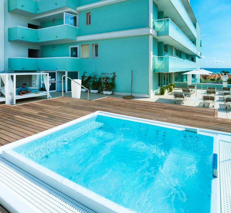 hotel-montecarlo en hotel-bibione-with-pool 018