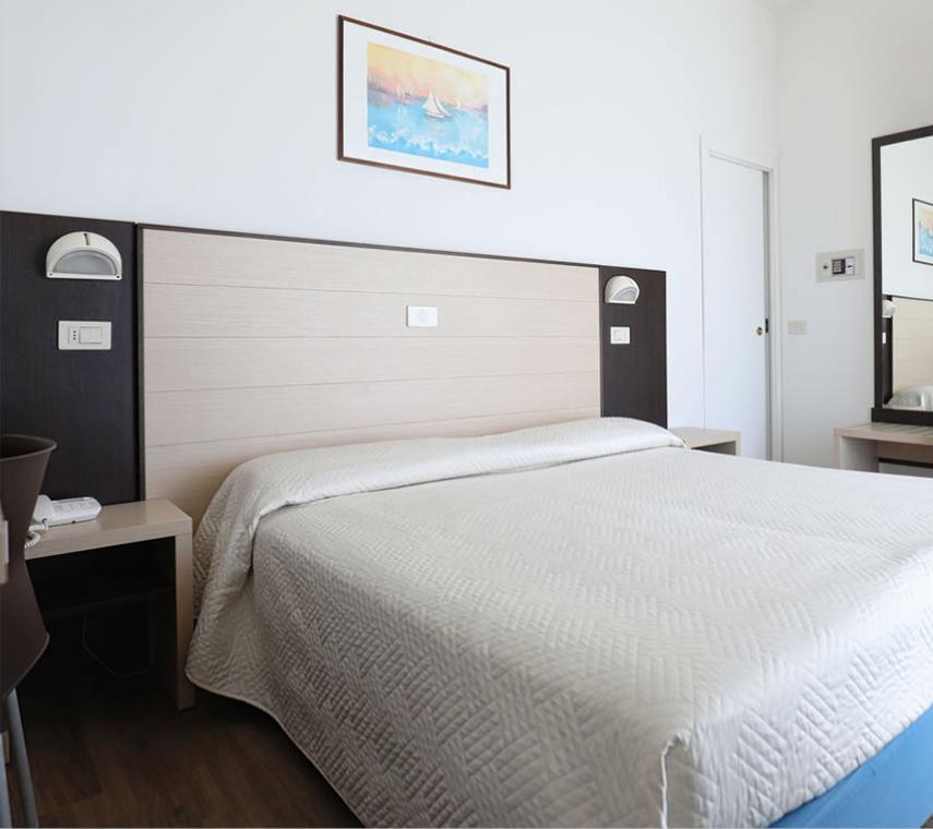 hoteldanielsriccione de de 022