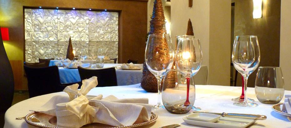 https://cmsmedia.titanka.com/www.hoteltoscoromagnolo.it/crp930x410-risto-paolo-teverini.jpg?o=1