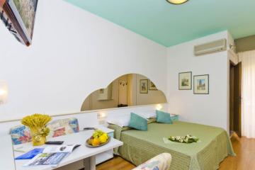 hotelvictoria en suite-with-jacuzzi 017