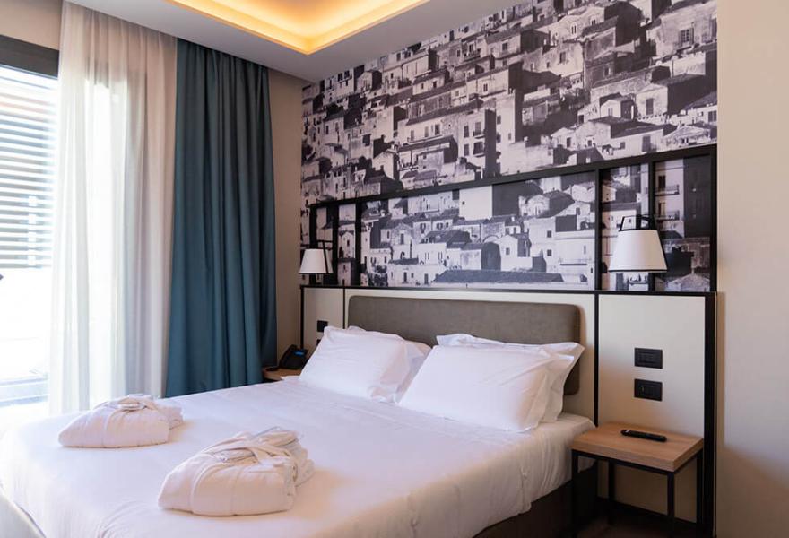 modicaboutiquehotel en rooms-suites 005