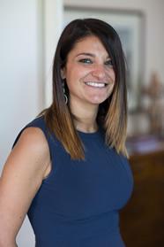 Valentina Raggi - Hotel Receptionist Valentina Raggi - Hotel Receptionist